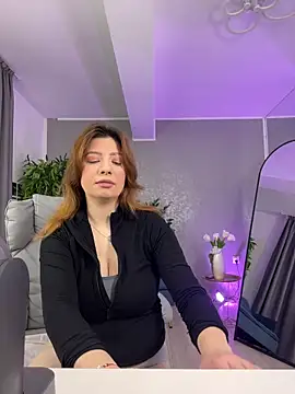 Snapshot of AmberRosewood chatting on March 2026 04:40:01 AM AmberRosewood online show from March 2026 04:40:01 AM