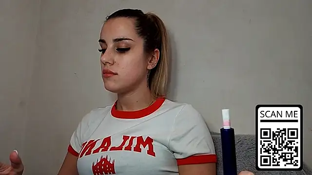 HotMusex online show from April 2026 12:17:02 PM