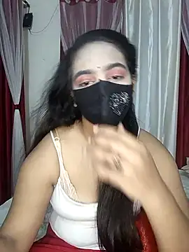 Snapshot of Ms_Neha_Quyen_25 chatting on December 2025 04:35:01 PM Ms Neha Quyen 25 online show from December 2025 04:35:01 PM