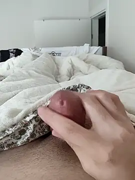 berkkderlerr online show from April 2026 08:35:02 AM