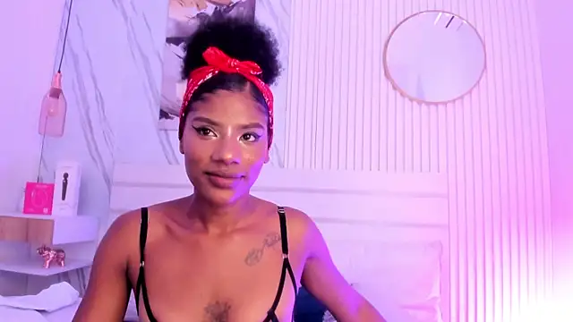 Afro Luna online show from March 2026 11:31:02 PM