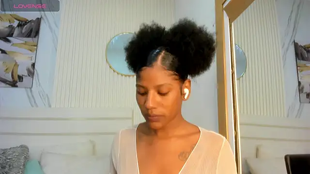 Snapshot of Afro_Luna chatting on July 2026 11:15:01 AM Afro Luna online show from July 2026 11:15:01 AM