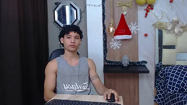 Snapshot of the_nugge chatting on November 2025 08:56:01 PM the nugge online show from November 2025 08:56:01 PM