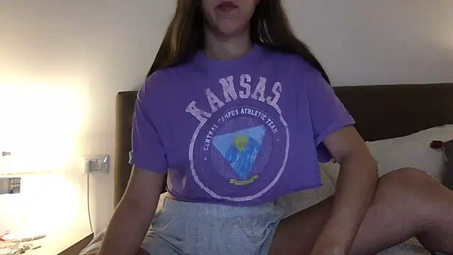 Snapshot of Martimartinaxx chatting on July 2026 07:35:02 PM Martimartinaxx online show from July 2026 07:35:02 PM