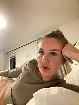 Snapshot of Lexiargulo chatting on December 2025 05:18:02 PM Lexiargulo online show from December 2025 05:18:02 PM