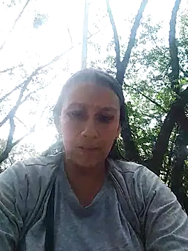 Snapshot of Mikela_19 chatting on December 2025 08:02:02 PM Mikela 19 online show from December 2025 08:02:02 PM