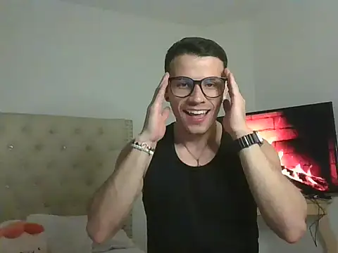 Liam se online show from November 2025 04:06:02 AM