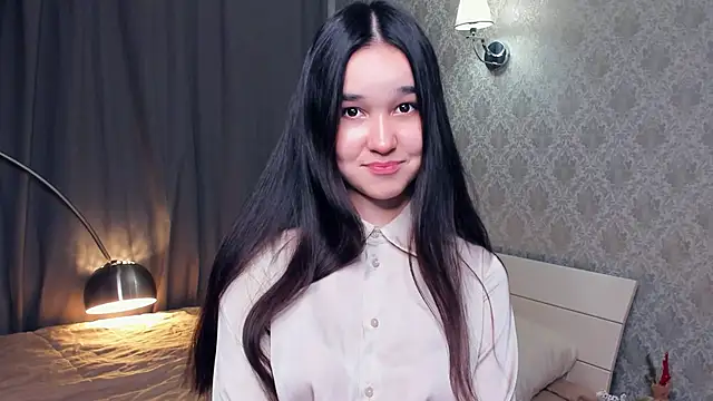 MeliaMelchiori online show from December 2025 09:32:01 PM