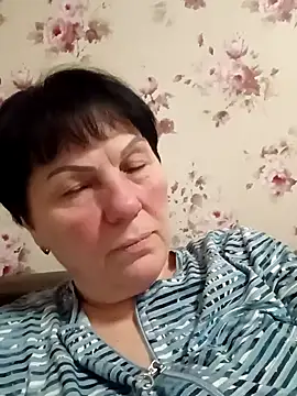 OliviaaSkyy online show from December 2025 05:17:01 PM