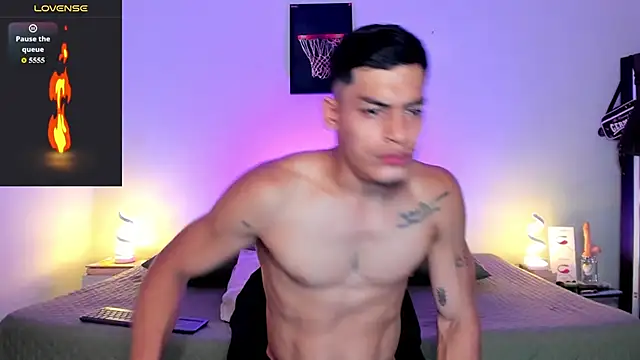 blorelopez online show from March 2026 11:59:01 PM