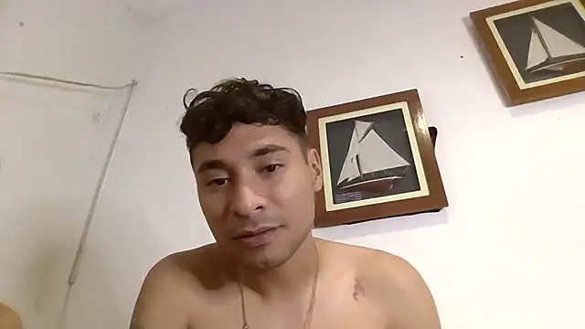 Snapshot of miguelgomher chatting on December 2025 10:25:01 PM miguelgomher online show from December 2025 10:25:01 PM