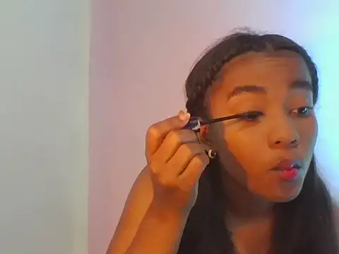 Behla Rouseh3  online show from March 2026 10:33:01 PM