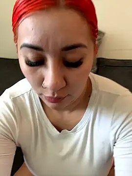 Snapshot of yesslove chatting on January 2026 10:22:02 PM yesslove online show from January 2026 10:22:02 PM