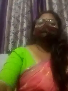 Simran62 online show from February 2026 06:22:02 PM