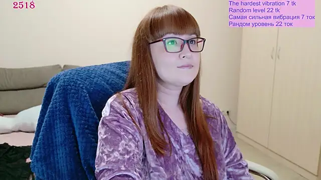 Snapshot of Foxy-lady chatting on May 2026 06:59:01 PM Foxy-lady online show from May 2026 06:59:01 PM