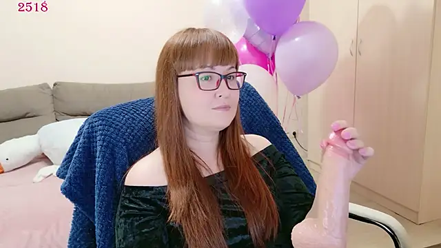 Snapshot of Foxy-lady chatting on May 2026 06:09:01 PM Foxy-lady online show from May 2026 06:09:01 PM