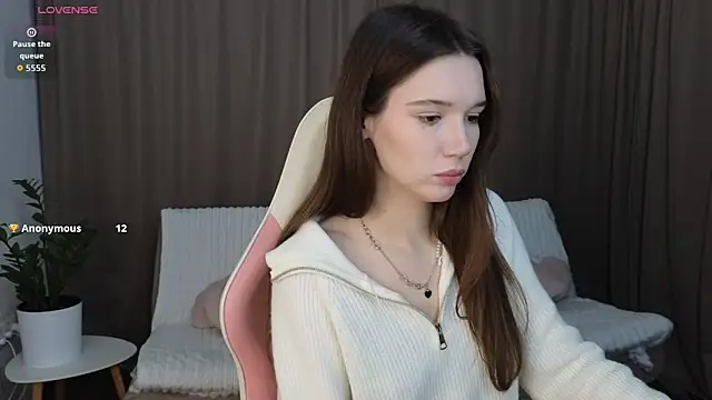 Snapshot of NicoletteBean chatting on November 2025 07:52:02 AM NicoletteBean online show from November 2025 07:52:02 AM