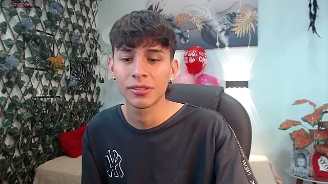 DraxBlade09 online show from February 2026 01:27:02 PM