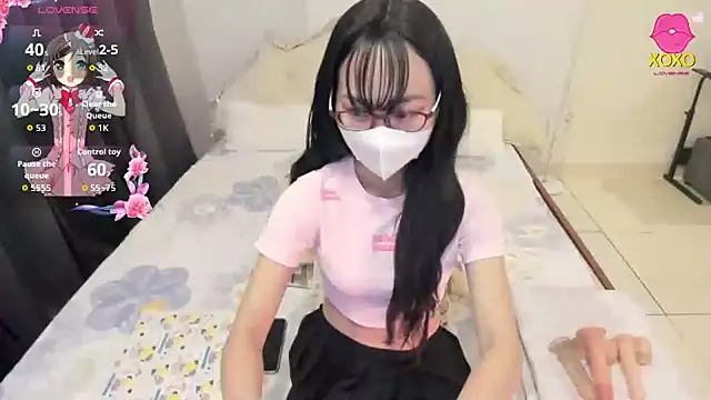 Teahyee online show from February 2026 04:38:02 PM