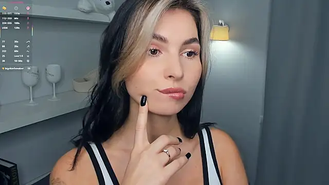 FeliciaKogen online show from November 2025 07:30:01 AM