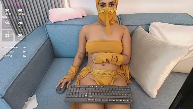 Snapshot of Natash_khalal chatting on December 2025 07:29:02 PM Natash khalal online show from December 2025 07:29:02 PM