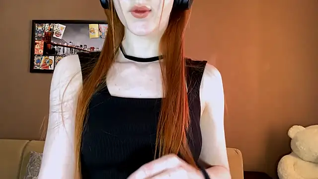 Snapshot of MichelinaCropleys chatting on November 2025 06:16:02 AM MichelinaCropleys online show from November 2025 06:16:02 AM