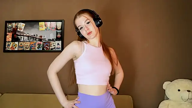 Snapshot of MichelinaCropleys chatting on December 2025 07:16:02 AM MichelinaCropleys online show from December 2025 07:16:02 AM