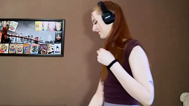 Snapshot of MichelinaCropleys chatting on December 2025 07:06:02 AM MichelinaCropleys online show from December 2025 07:06:02 AM