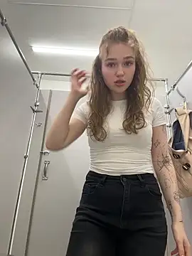 RussianWoman online show from May 2026 03:15:01 AM