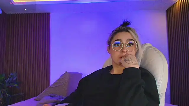 GabyRose9 online show from February 2026 07:23:01 PM