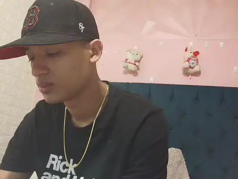 saniasex2025 online show from November 2025 02:42:02 PM