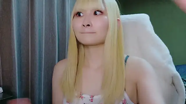 miyu0003 online show from December 2025 02:13:01 PM