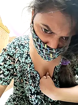 Snapshot of Farihasultana30 chatting on November 2025 10:58:02 AM Farihasultana30 online show from November 2025 10:58:02 AM