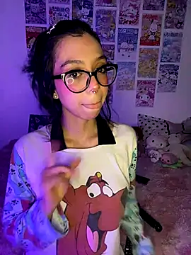 Snapshot of Valen-Foxx1 chatting on December 2025 05:39:02 AM Valen-Foxx1 online show from December 2025 05:39:02 AM