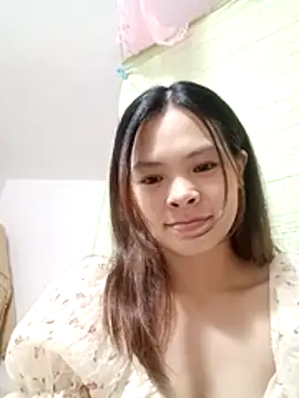 quynhquynh  online show from December 2025 03:10:01 PM