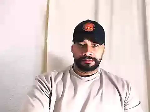 musclehetero online show from February 2026 03:30:02 PM