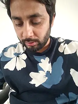 Cute Lucky online show from April 2026 09:32:02 AM