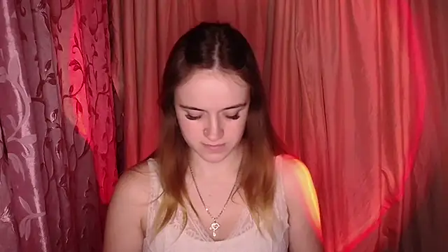 Illa May online show from December 2025 08:06:01 PM