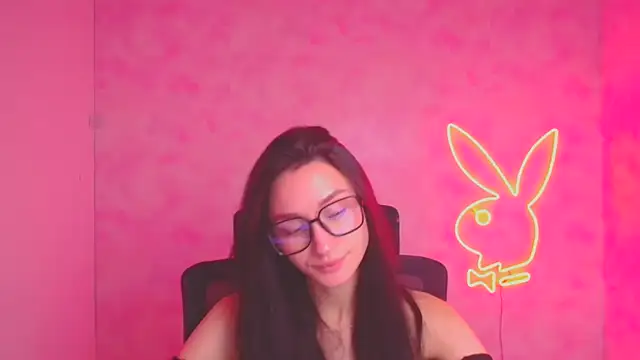 Snapshot of Stella_XO chatting on November 2025 06:23:02 AM Stella XO online show from November 2025 06:23:02 AM