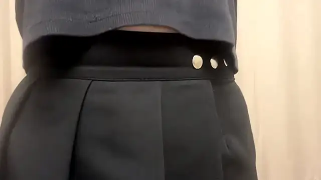 Snapshot of DivaRay chatting on November 2025 12:04:02 PM DivaRay online show from November 2025 12:04:02 PM