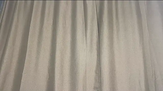 Snapshot of DivaRay chatting on November 2025 10:08:02 AM DivaRay online show from November 2025 10:08:02 AM