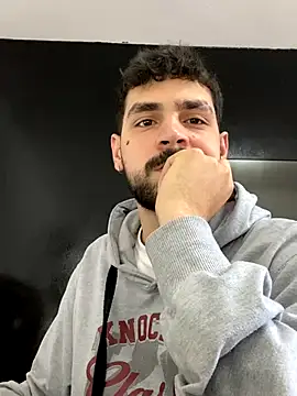 Snapshot of dimesebastian chatting on November 2025 02:50:02 PM dimesebastian online show from November 2025 02:50:02 PM