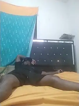 Snapshot of laperson chatting on November 2025 10:41:02 PM laperson online show from November 2025 10:41:02 PM