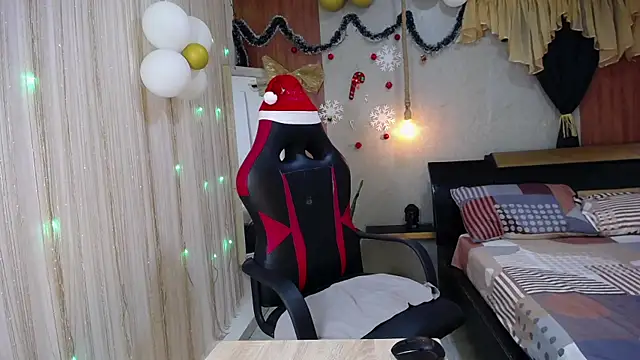 Snapshot of sweett_love_ chatting on December 2025 04:44:02 AM sweett love online show from December 2025 04:44:02 AM