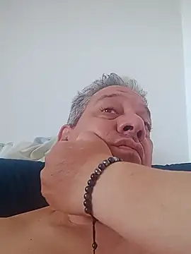 jorgerove76 online show from November 2025 02:39:02 PM