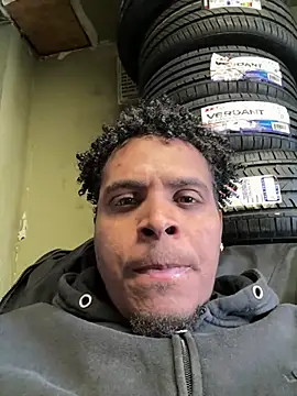 Snapshot of 24denio chatting on February 2026 05:01:01 PM 24denio online show from February 2026 05:01:01 PM