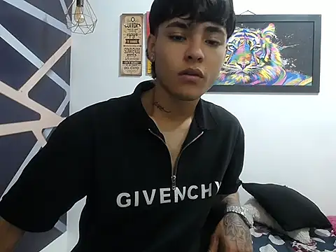 Snapshot of IndigoSexxy chatting on November 2025 01:54:02 PM IndigoSexxy online show from November 2025 01:54:02 PM