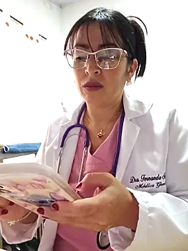 Snapshot of JustSamantha_ chatting on November 2025 12:06:01 PM JustSamantha online show from November 2025 12:06:01 PM