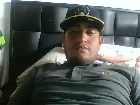 Minnie2013Mickey online show from November 2025 07:15:01 PM