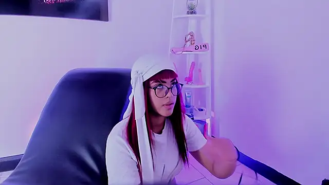 Snapshot of Taylor__Watson chatting on February 2026 07:06:02 PM Taylor Watson online show from February 2026 07:06:02 PM